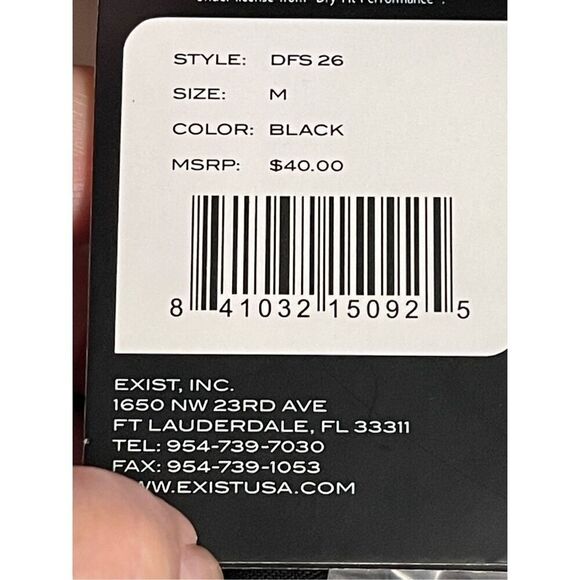 D.F.P. Jet black dry fit performance size Medium athletic shirt - Picture 4 of 7